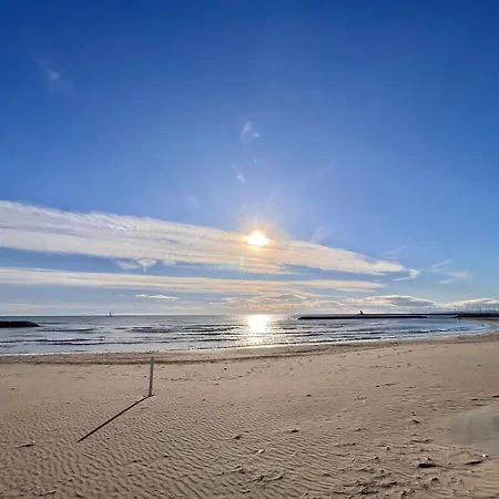 Apartment Renove A 5 Min Des Plages Pour 4 Pers Avec Parking, - Fr-1-716-42 *