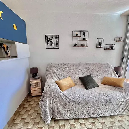 Apartment Renove A 5 Min Des Plages Pour 4 Pers Avec Parking, - Fr-1-716-42